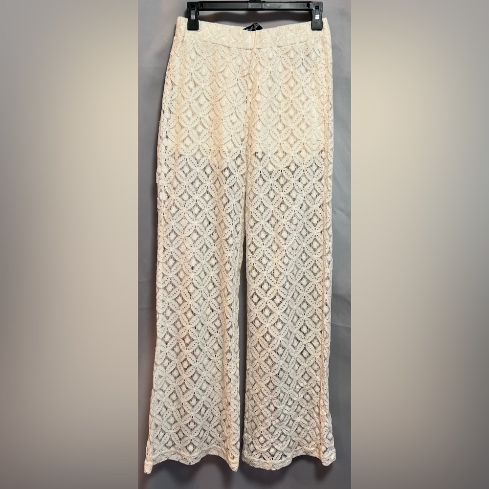 Boom Boom Jeans Ivory Lace Pants with Underlining Shorts - Size Medium